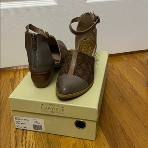 Spring Step Platforms